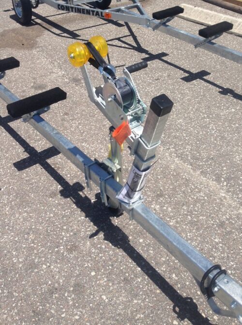 WINCH POST WITH SEAT BOW STOP WO/WINCH WO18-TS2